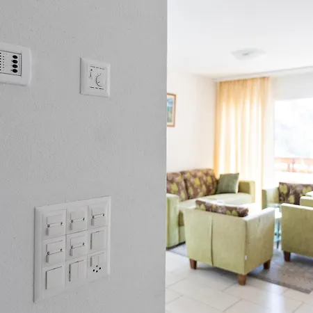 Residenz Ambassador شقة *