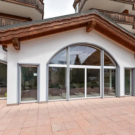 Residenz Ambassador لوكباد